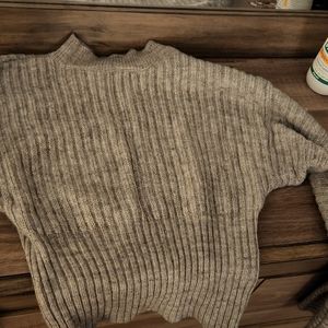 Gray sweater